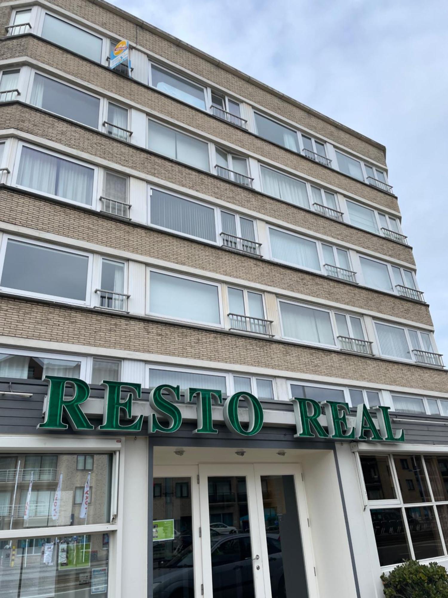 Zonnige Mermoz Koksijde-bad *